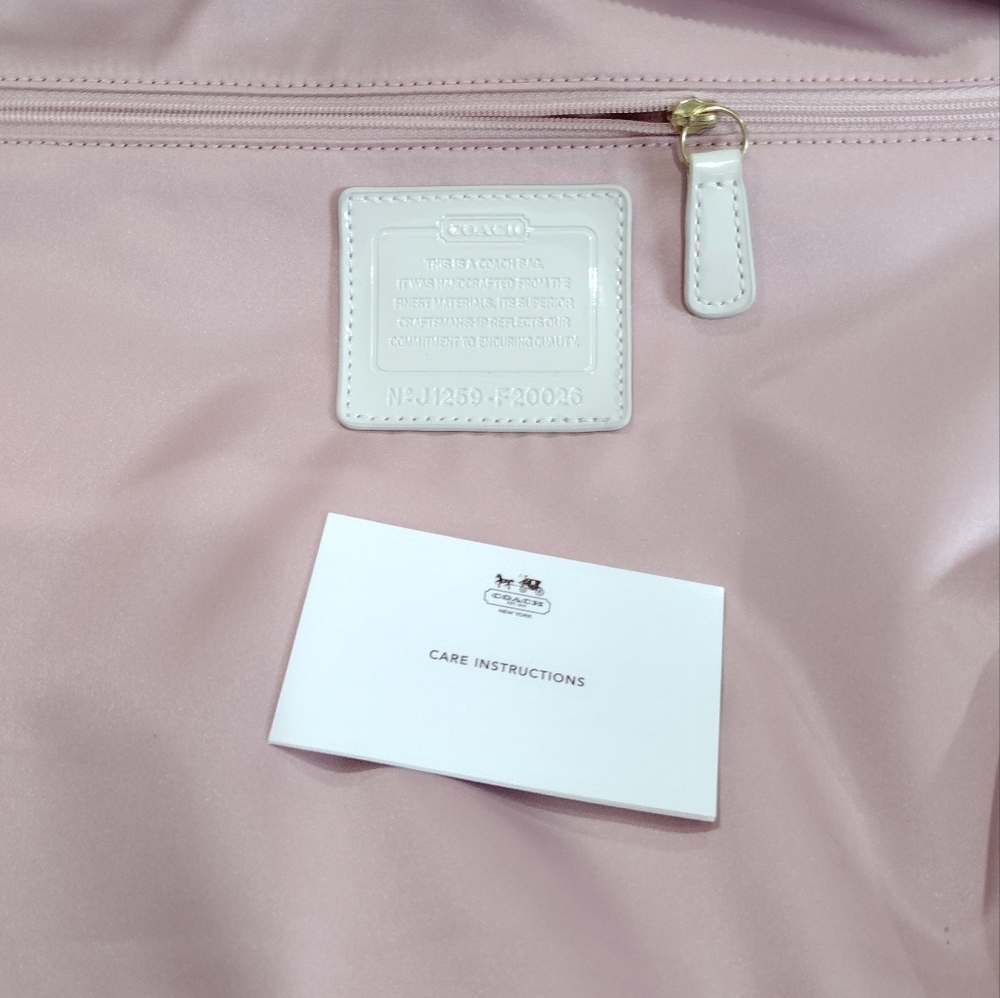 NWT Coach Poppy Daisy CC Cream khaki, White Patent Leather Trim Tote - Picture 3 of 16
